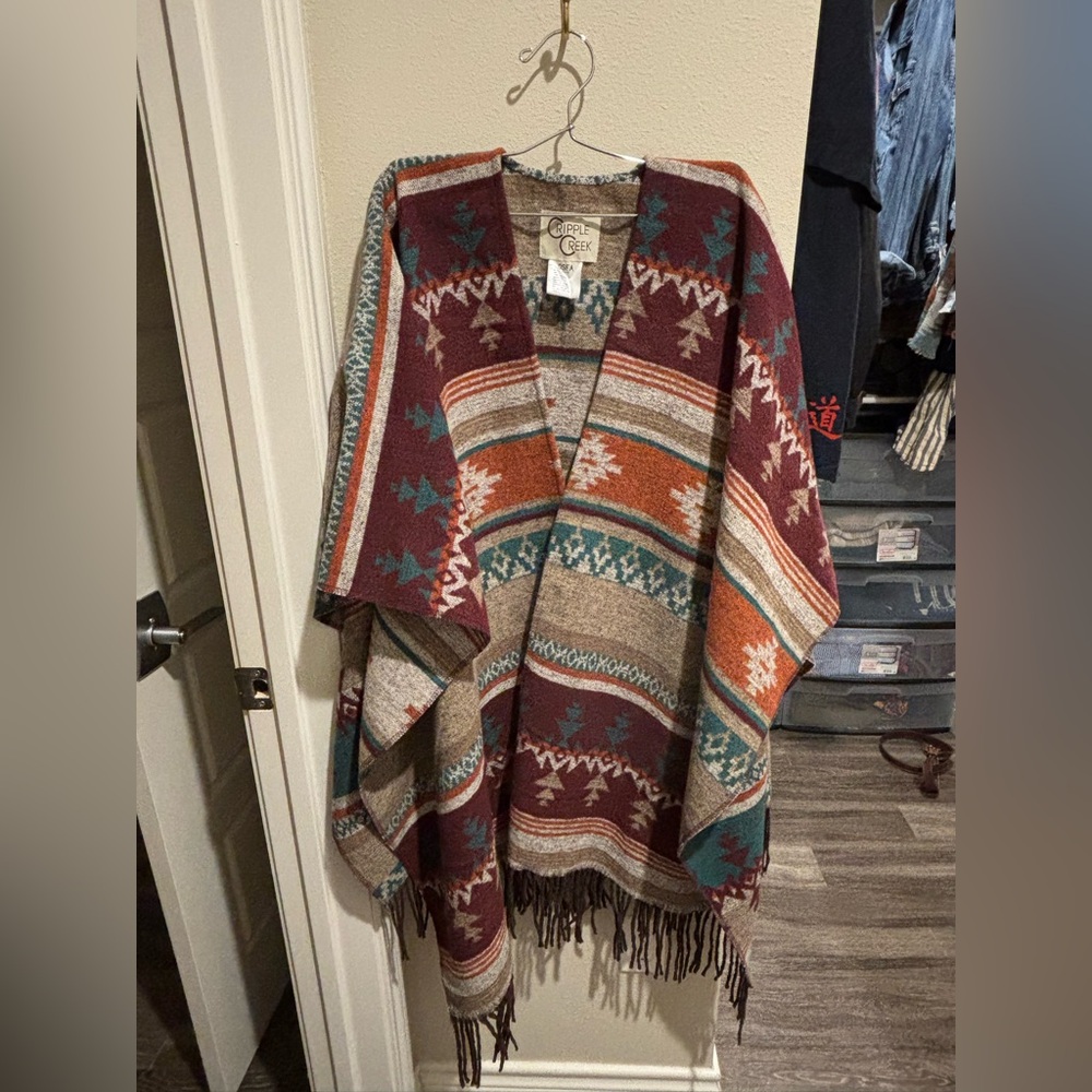 Cripple Creek Women’s Open Front Blanket Wrap Southwestern/Navajo Design OSFA
